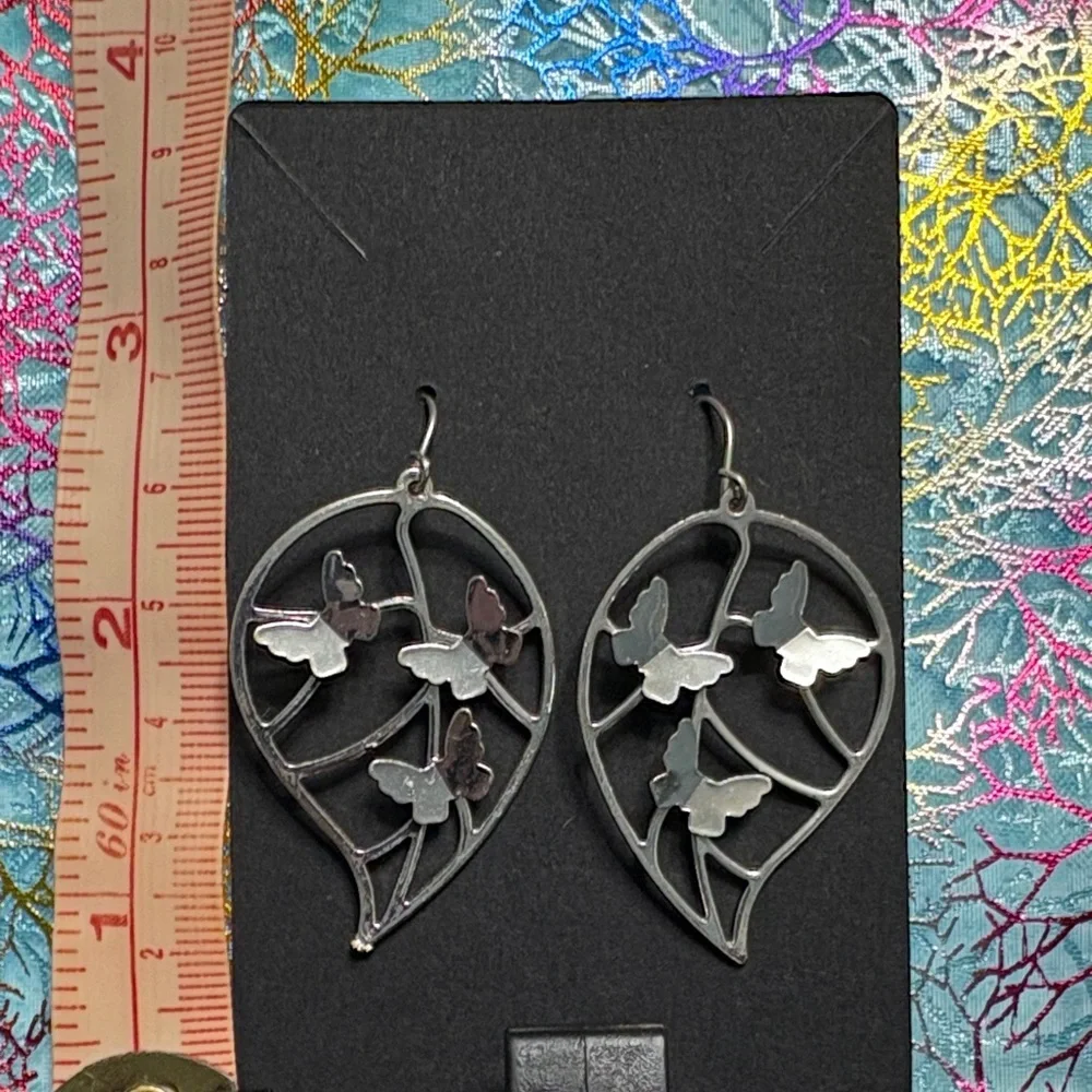 🖤Silver Butterfly Leaf Earrings🖤 - Picture 1 of 1